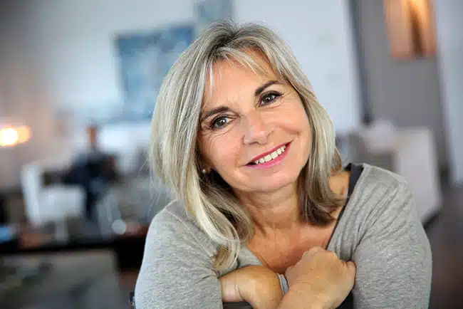 Amandine femme plus 50 ans